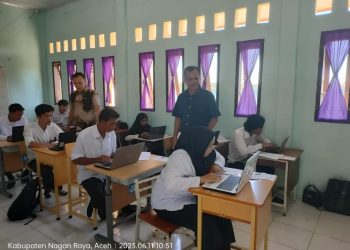 Sebanyak 63 Gampong dalam kabupaten Nagan Raya Minggu (11/06/23) menggelar seleksi perangkat Gampong guna mengisi jabatan perangkat Gampong baru sesuai peningkatan status klasifikasi Jenis Gampong di Kabupaten Nagan Raya Tahun 2023